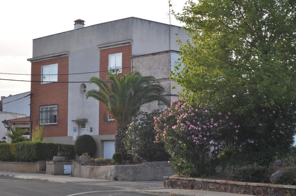 Apartamento Turistico La Ribera Del Marco Caces Oda fotoğraf