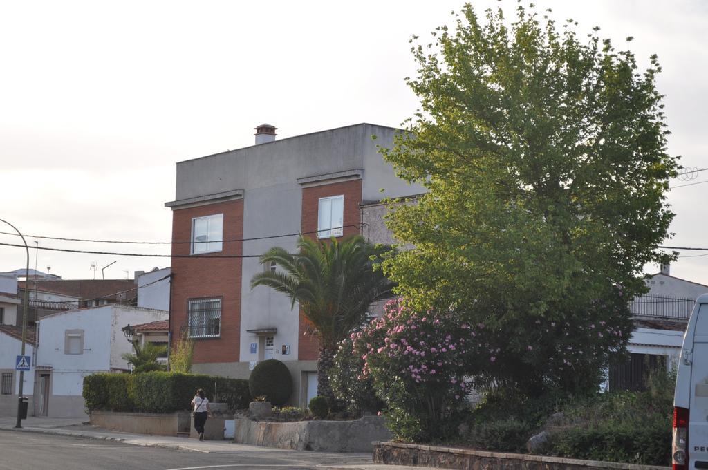 Apartamento Turistico La Ribera Del Marco Caces Oda fotoğraf
