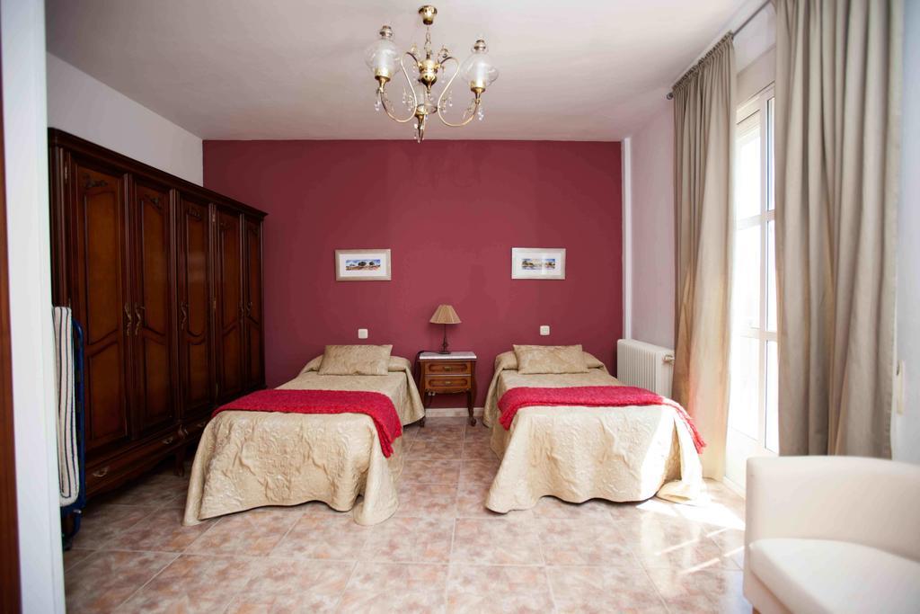 Apartamento Turistico La Ribera Del Marco Caces Oda fotoğraf